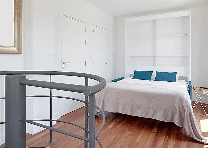 安蒂亚别墅 酒店 3*